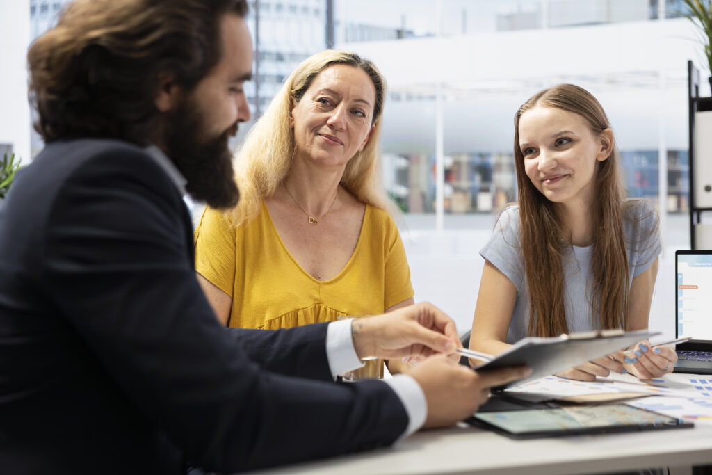 agent office presenting portfolio economic evolution family